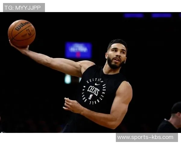 塔图姆透露恢复进展顺利已开始场上训练逐步找回自我状态 塔图姆透露恢复进展顺利已开始场上训练逐步找回自我状态