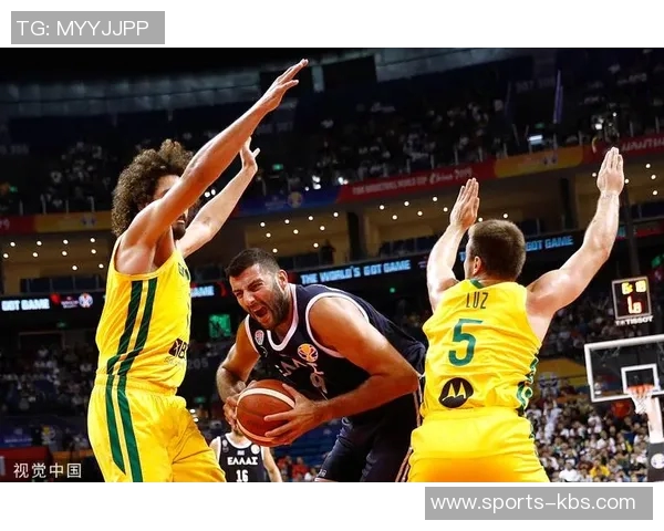 字母哥澄清与巴萨和大巴黎会面传闻坚持训练不受影响 字母哥澄清与巴萨和大巴黎会面传闻坚持训练不受影响