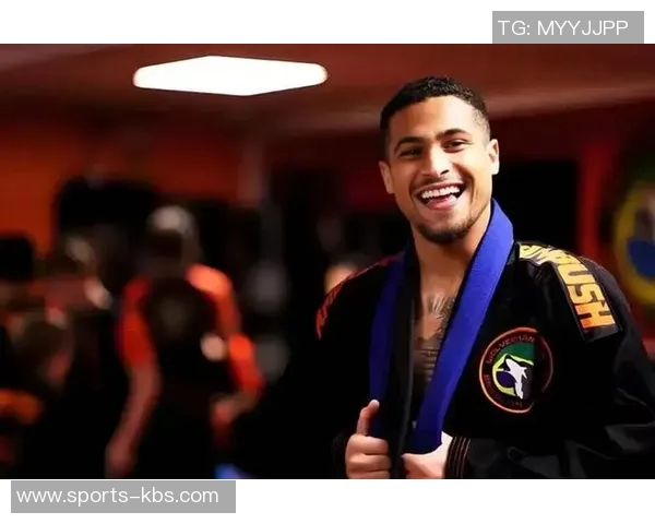 曼联计划冬窗引进狼队中场戈麦斯报价5000万欧球员表示愿意加盟